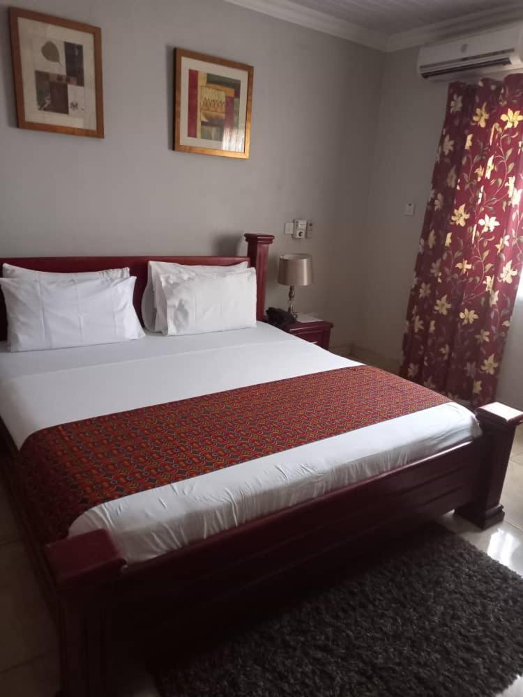 Benconi Lodge Accra Buitenkant foto
