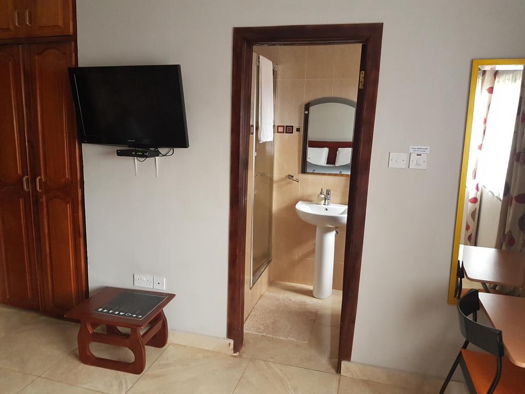 Benconi Lodge Accra Buitenkant foto