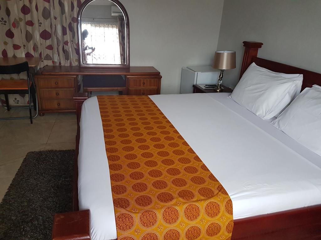 Benconi Lodge Accra Buitenkant foto